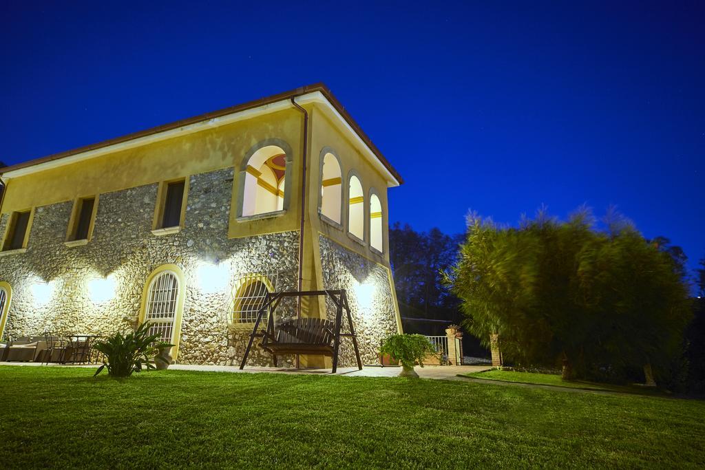 Country House Felicia Giungano エクステリア 写真